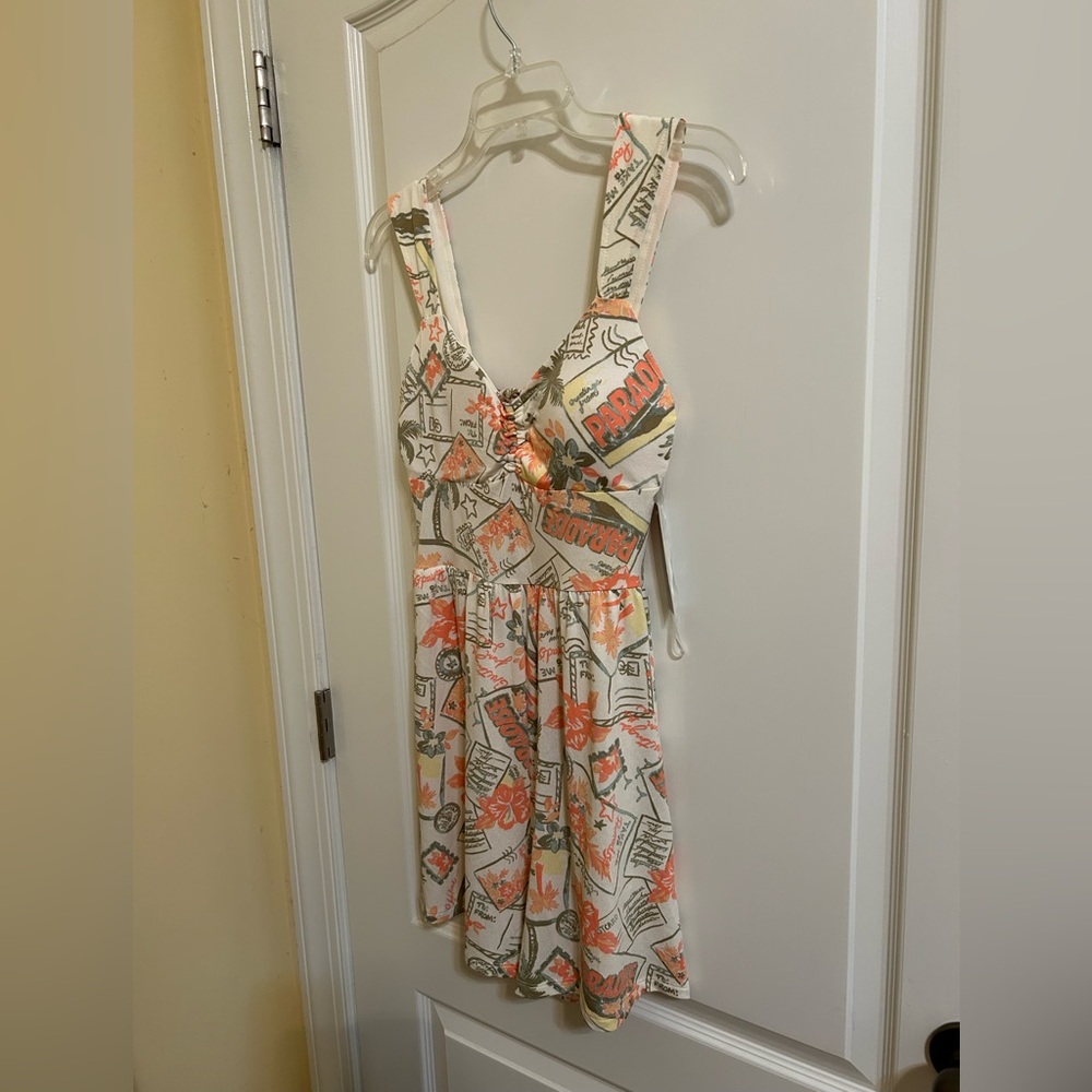 Derek Heart Multicolor Floral Romper - NWT - Picture 3 of 10